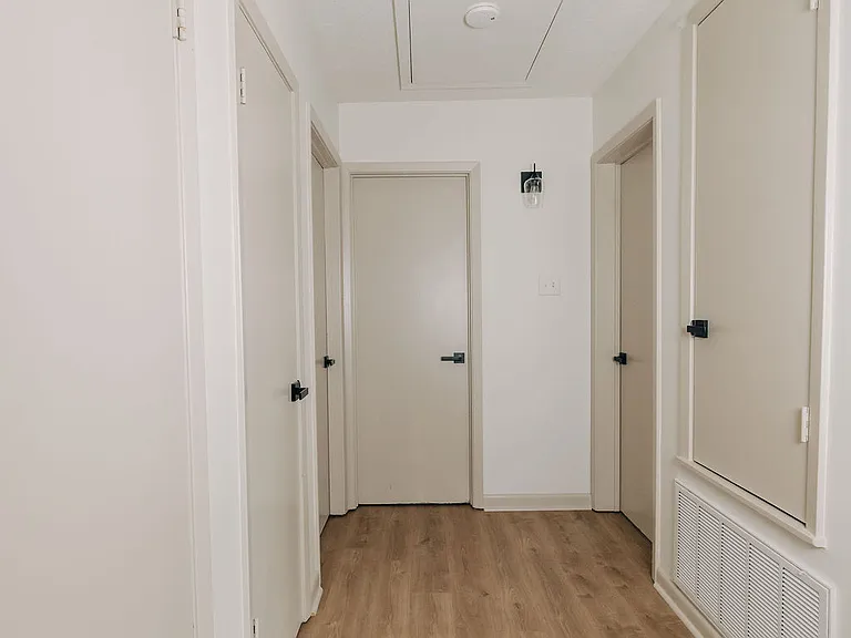 4713 N Bolton Ave — Photo 25