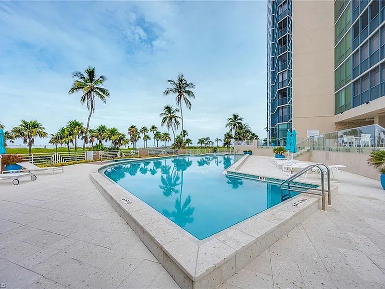 4651 Gulf Shore Blvd N #1106 — Photo 10
