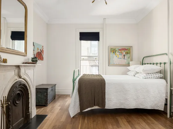 67 Perry Street image 9 of 14