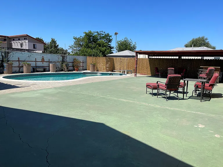 2984 Buena Vista Ave — Photo 20
