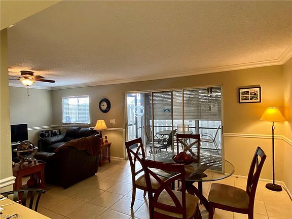 5th image of 5745 Foxlake Dr APT C