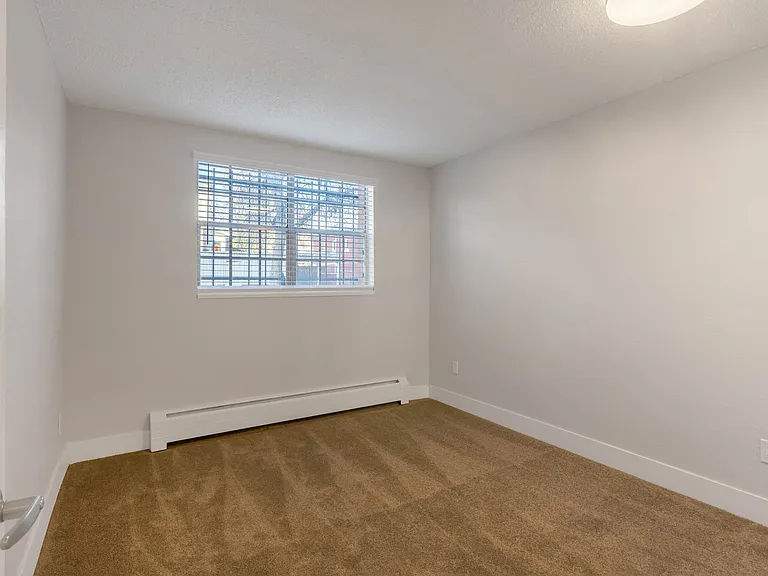 10 South Penn — Photo 7