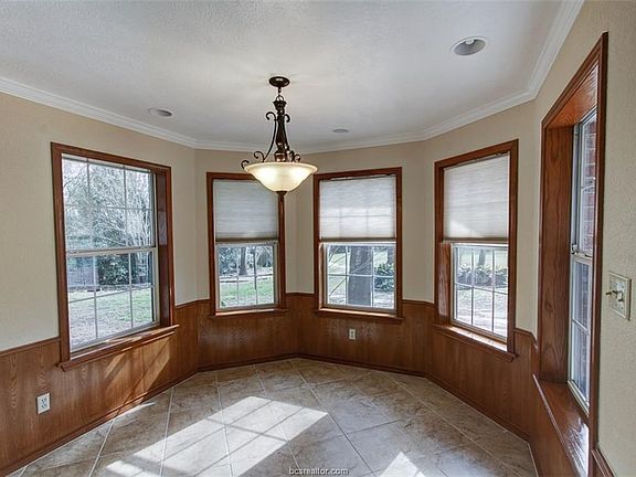 5th image of 9900 Brookwood Ln