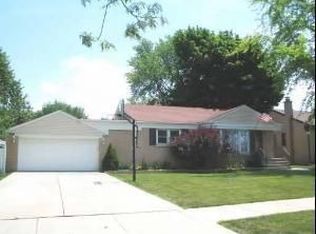 1861 Mayfair Ave, Westchester, IL 60154