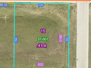 820 Hampshire Cir, Marion, IA 52302