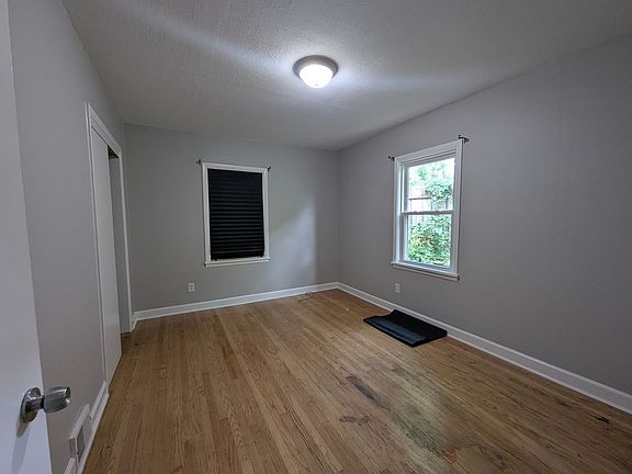 3rd image of 3503 Huon Dr