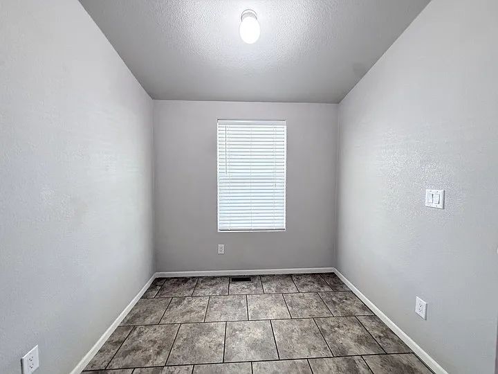 530 S Alma School Rd #49 — Photo 6