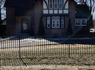 2063 Westfield St, West Springfield, MA 01089