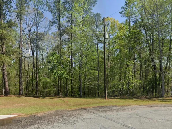 199 Pineway Dr, Milledgeville, GA 31061