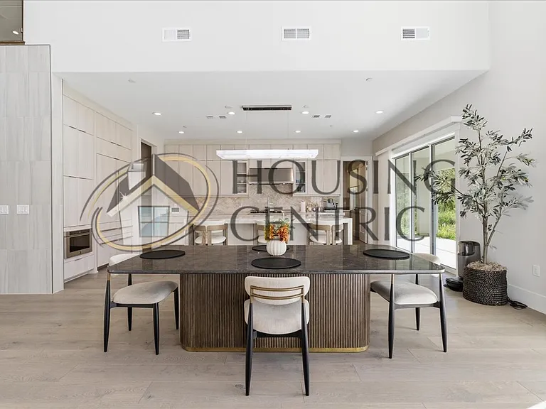 1390 Wheeler Peak Ct — Photo 13