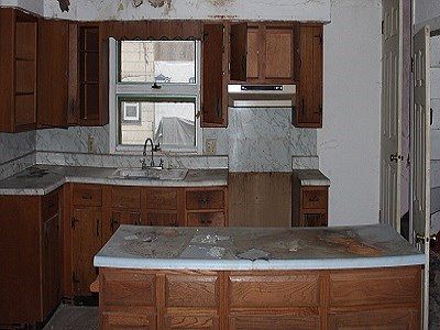 5th image of 105 N Market St
