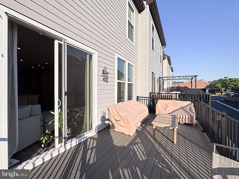 2453 Liberty Loop — Photo 43