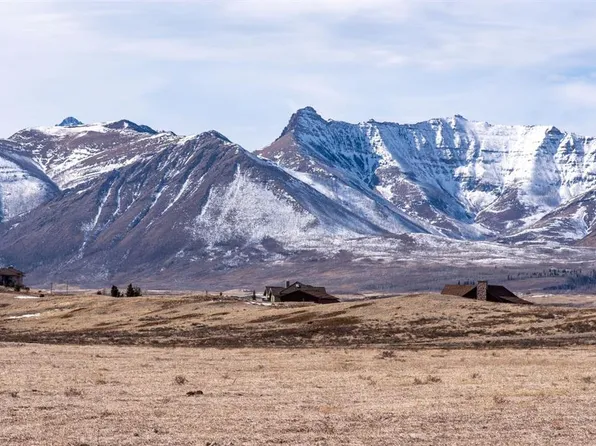 2 Paradise Dr, Cardston County, AB T0K 2M0