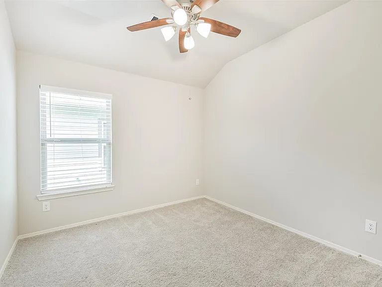 2135 Twisted Cedar Ct — Photo 24