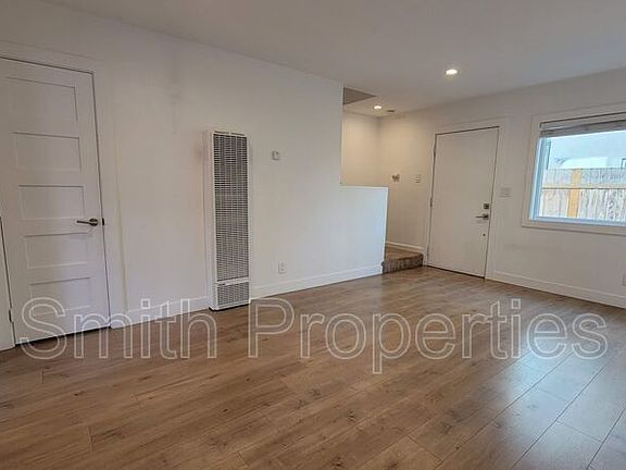 5th image of 3868 W 132nd St #3