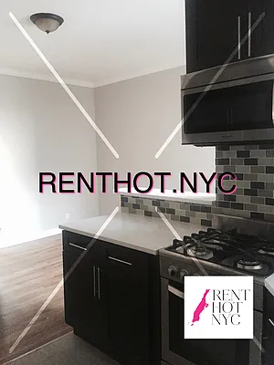 Rented by Weissman Realty | media 29