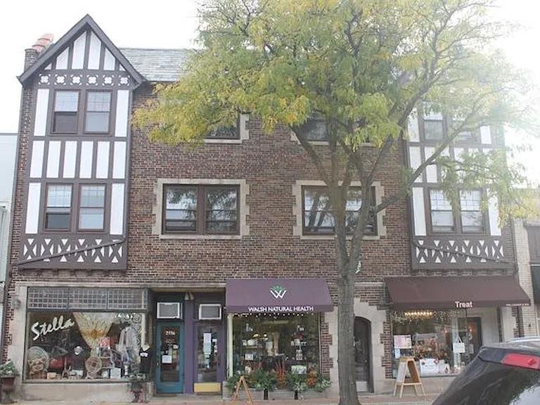 2116-18 Central St — Photo 1