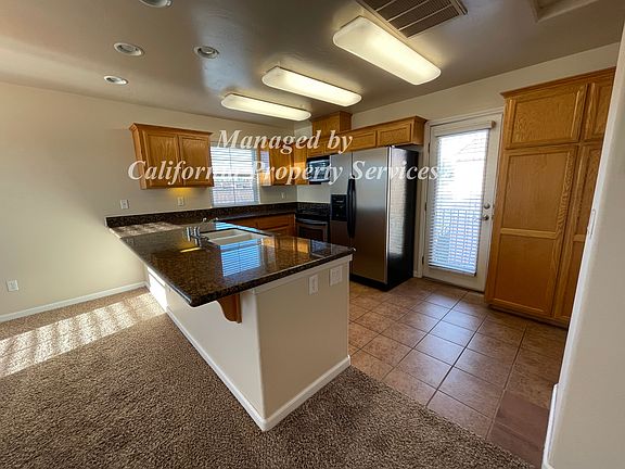 3rd image of 359 S Frontage Rd