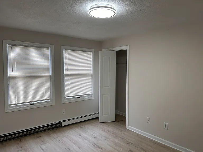 681 Charles St #4 — Photo 9