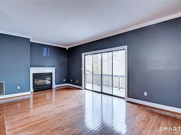 5th image of 334 Conestoga Way #334