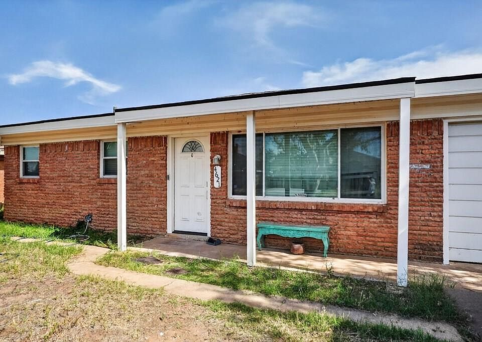 1st image of 4621 Graceland Dr