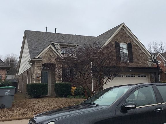 3rd image of 2407 Gardenbrook Dr