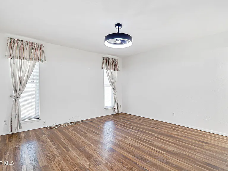 3223 Isla Morada Dr — Photo 12