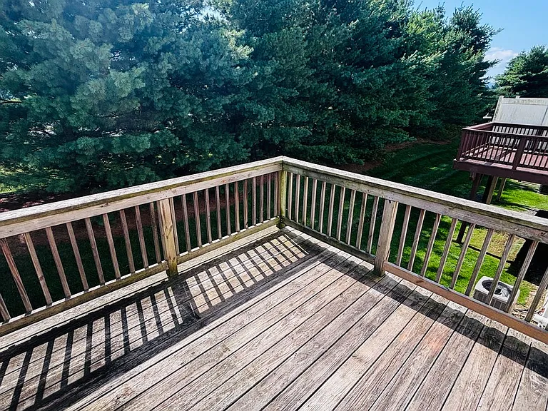 1011 King Way — Photo 27