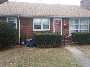 112 Lewis Ave, Elkton, VA 22827