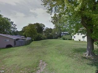3239 Venus Ln, Maryland Heights, MO 63043