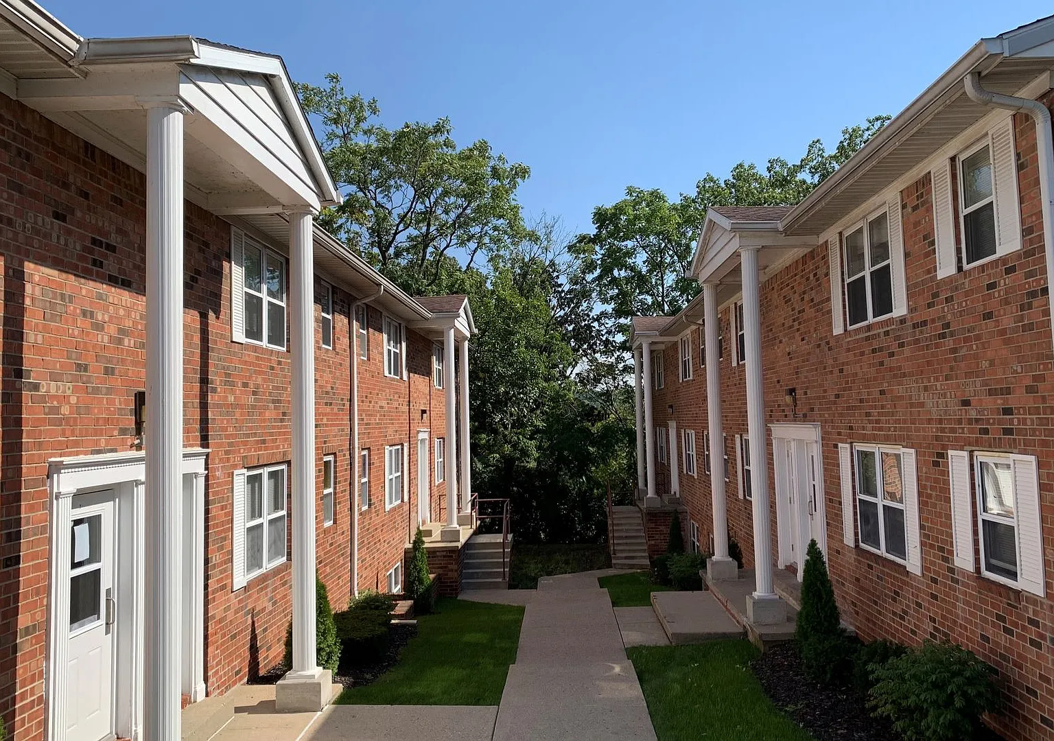 CV II — Photo 1