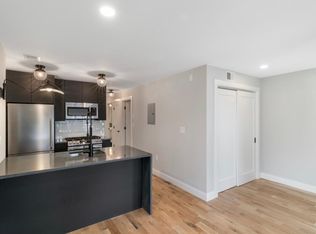 177 Chelsea St #1B, Boston, MA 02128