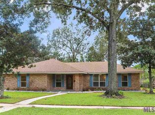 10620 Ferncliff Ave, Baton Rouge, LA 70815