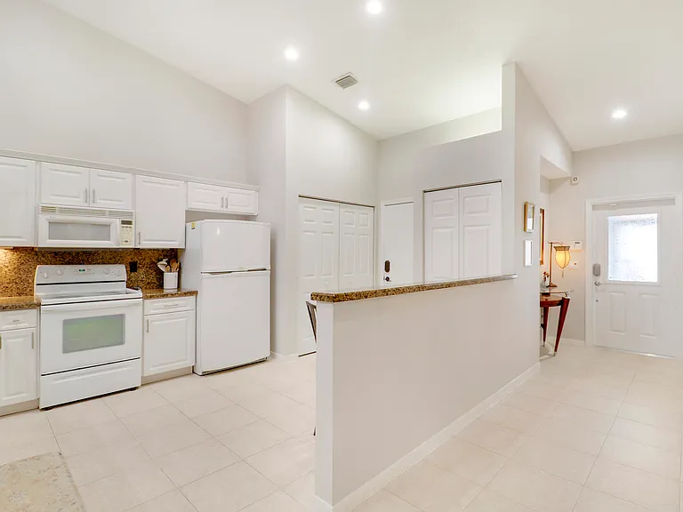 8063 Dolomtian Way — Photo 9