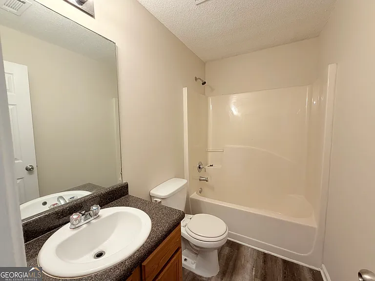 1007 Rolling Meadows Rd — Photo 25