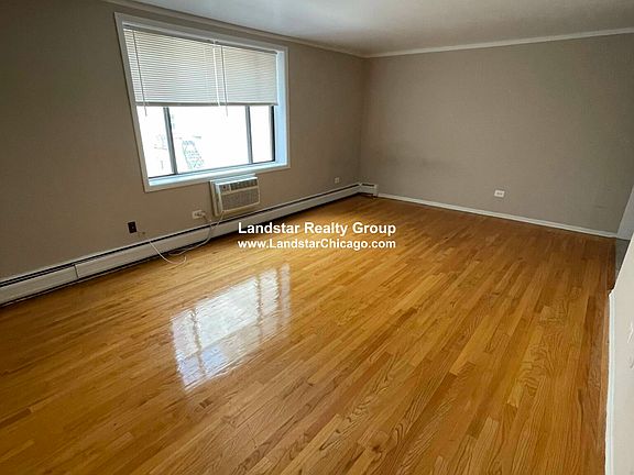 2nd image of 1515 W Morse Ave APT 306