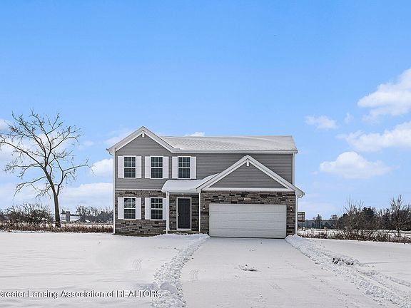 3rd image of 1030 Woodridge Dr
