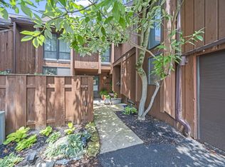 4968 Wintersong Ln #10, Westerville, OH