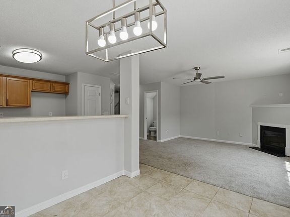4th image of 105 Chandler Trce