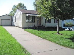 7710 S 41st Ter, Omaha, NE 68147
