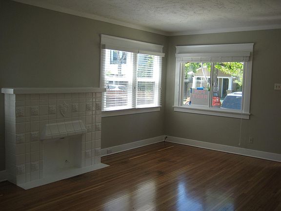 2nd image of 3412 E Colorado St