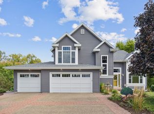 140 Creek Dr, Benton, WI 53803