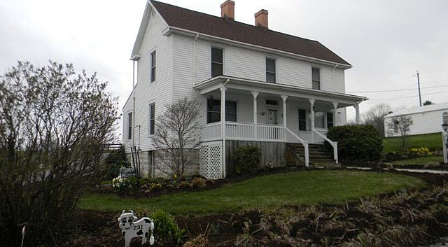 1st image of 231 Pineview Dr