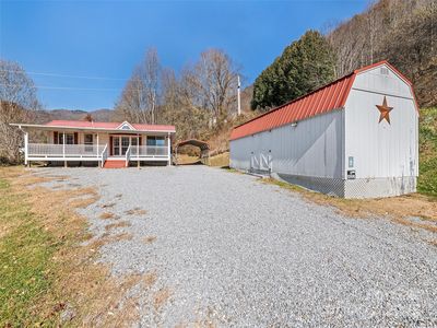 93 Merry Way, Clyde, NC, 28721