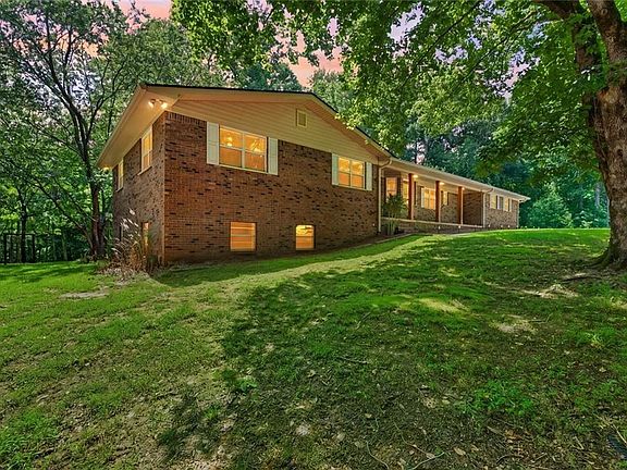 2nd image of 3355 Springdale Forrest Cir
