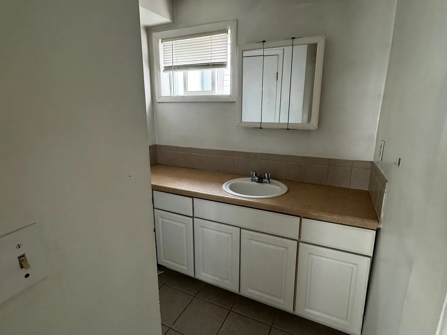 1 bed, 500 sqft, $1,075 — Photo 4