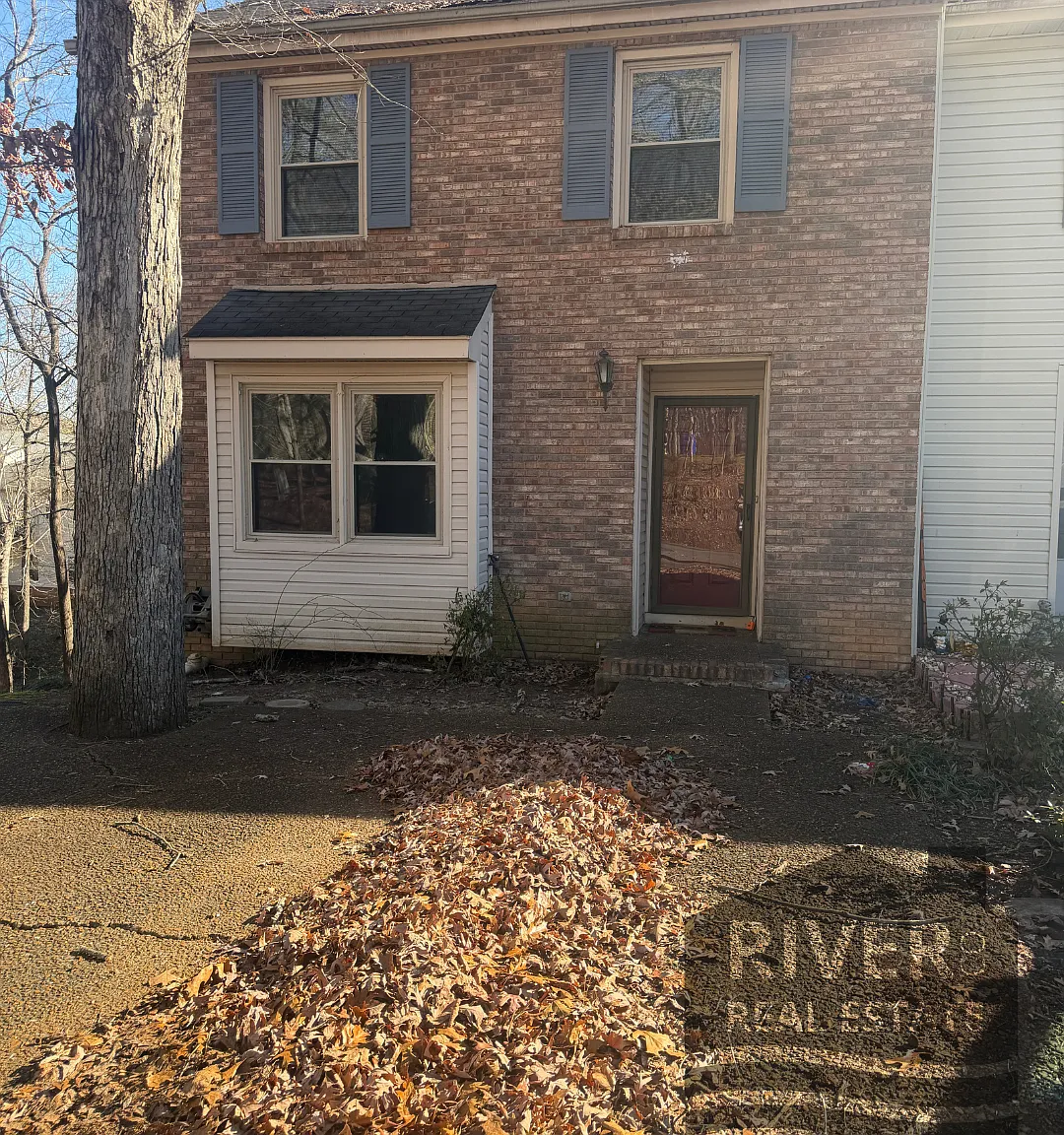 Woodcastle Dr 212 - 1 — Photo 1