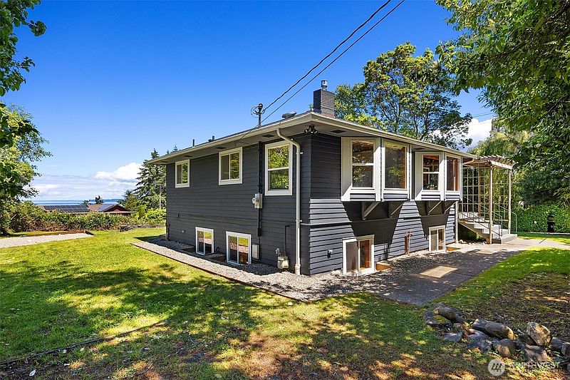 3rd image of 10308 SW 116th Avenue
