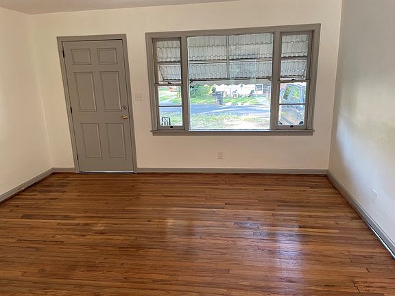 2nd image of 2505 Lumpkin Ct