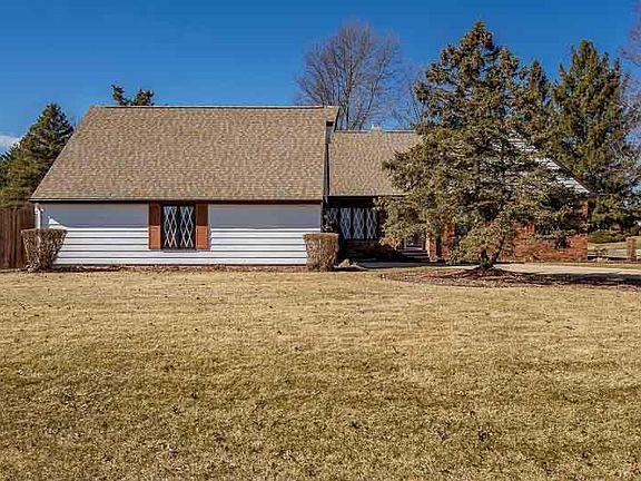 3rd image of 3168 South High Crest Road